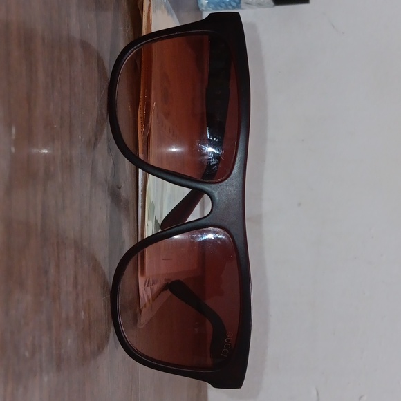 Gucci sunglasses - Picture 2 of 6